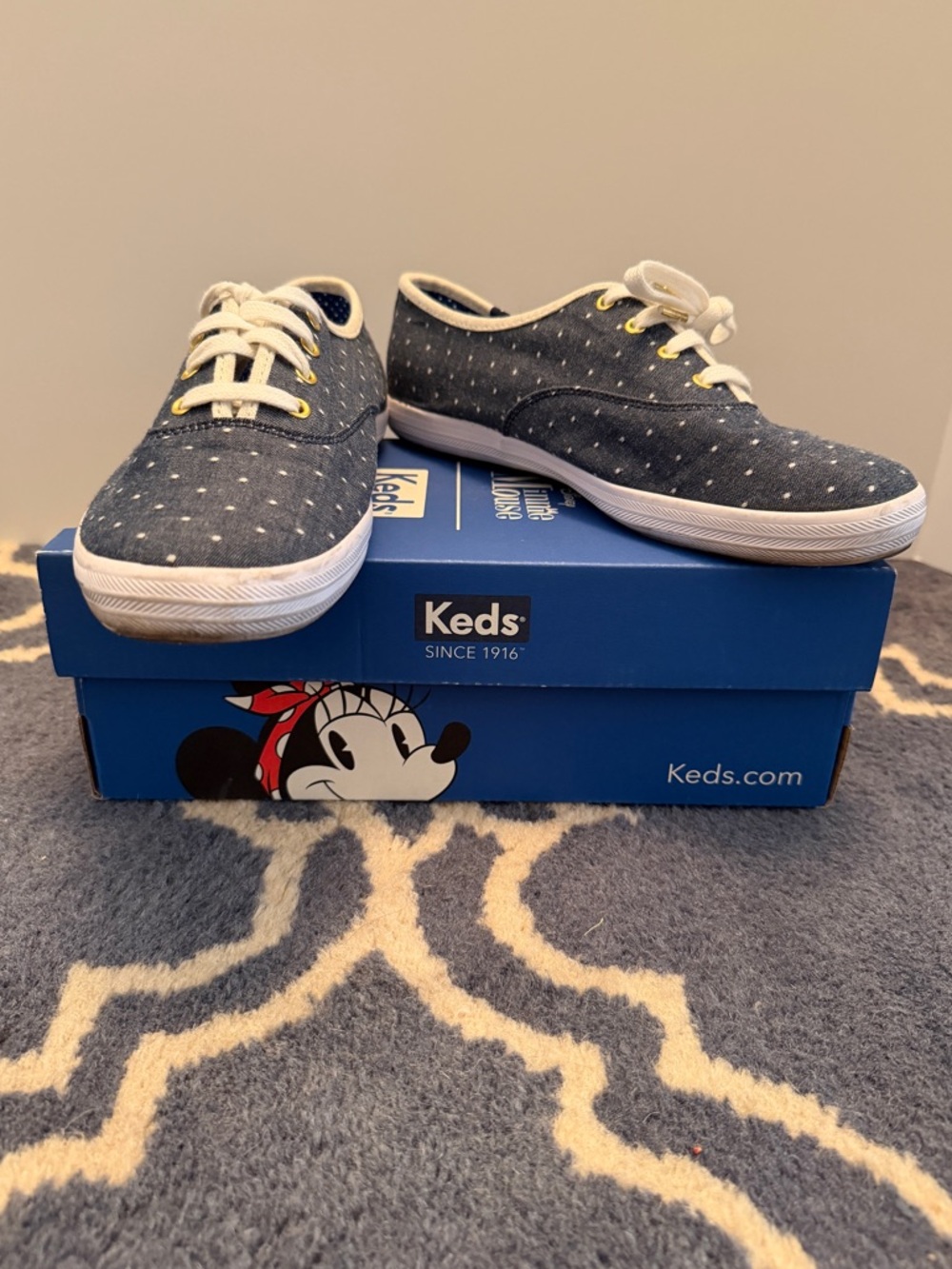 Minnie Mouse Champion Blue Polka Dot Keds